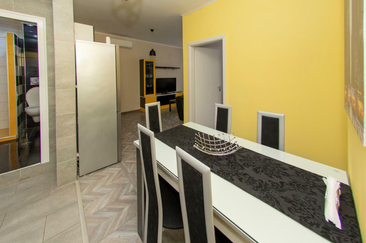 סופיה Lovely Home Parking Included מראה חיצוני תמונה