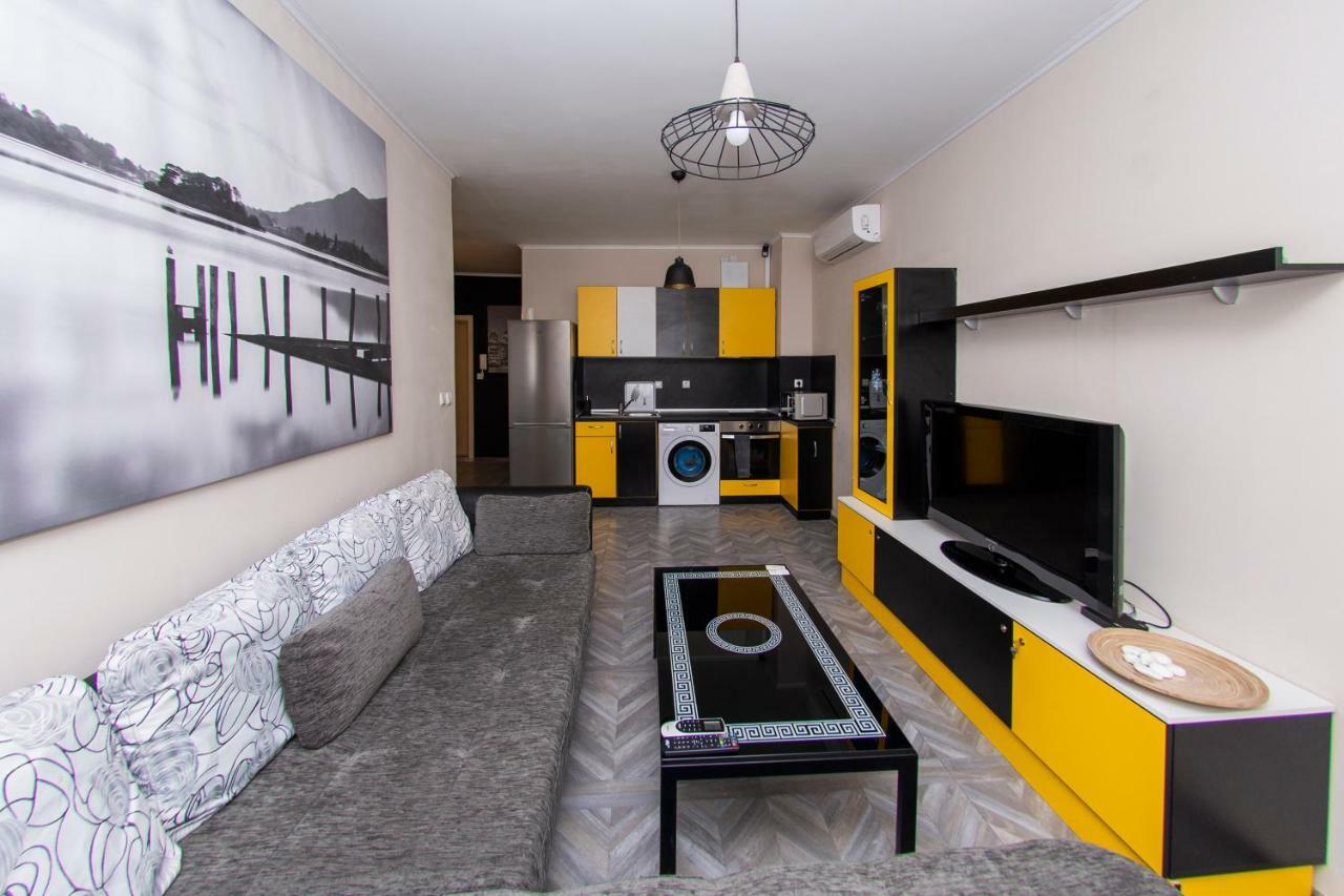 סופיה Lovely Home Parking Included מראה חיצוני תמונה